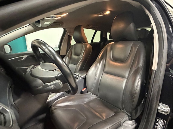 Volvo V60 17 of 30