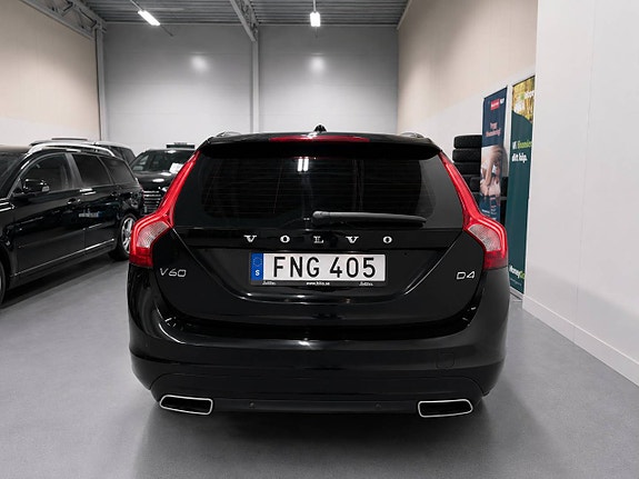 Volvo V60 7 of 30