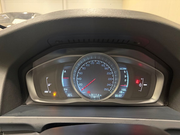 Volvo V60 23 of 30