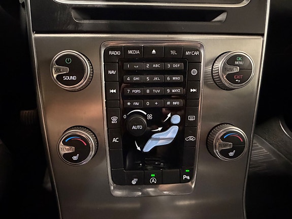 Volvo V60 19 of 30