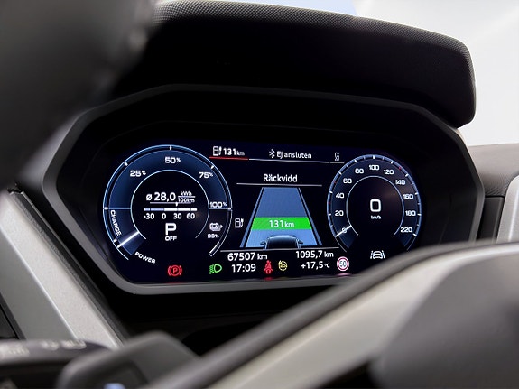 Audi Q4 e-tron 15 of 20