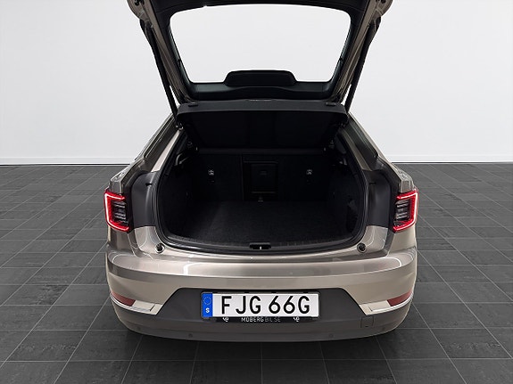 Polestar 2 8 of 20