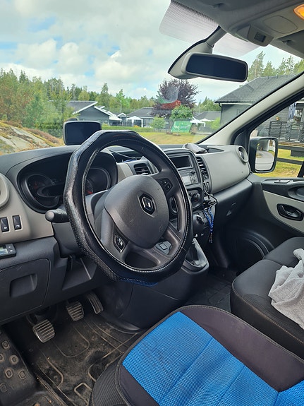Renault Trafic 4 of 5