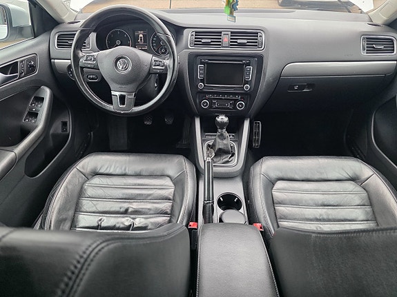 Volkswagen Jetta 6 of 7