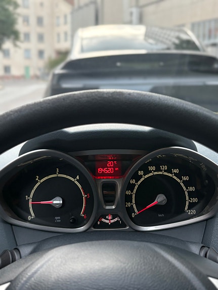 Ford Fiesta 9 of 15