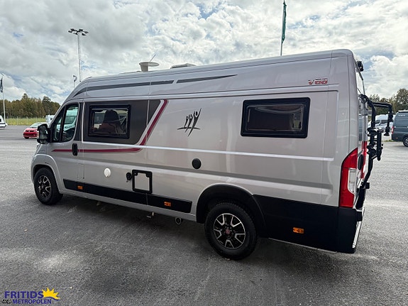 Rapido Van 640 Scandinavia exklusive 160hk-Automat-Skyroof-Lithium 4 of 19
