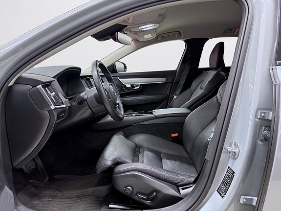 Volvo V90 13 of 19