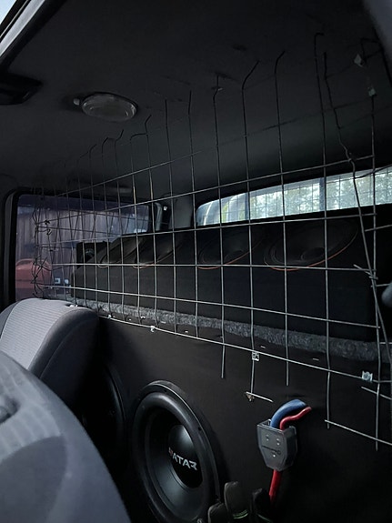 Nissan King Cab 7 of 9