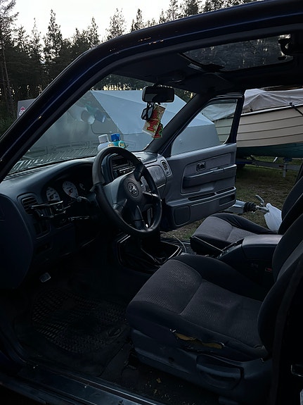 Nissan King Cab 6 of 9