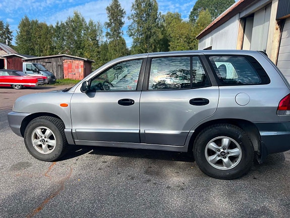 Hyundai Santa Fe 6 of 14