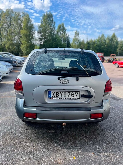Hyundai Santa Fe 7 of 14