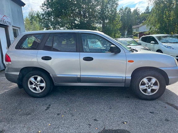 Hyundai Santa Fe 5 of 14