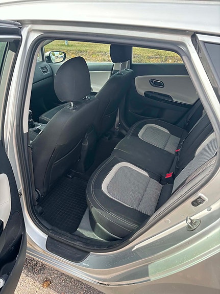Kia Ceed 7 of 7