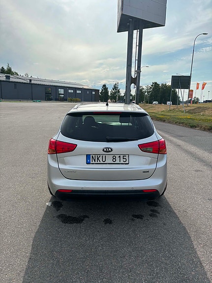 Kia Ceed 3 of 7