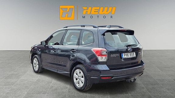 Subaru Forester 2 of 14