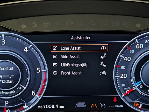 Volkswagen Passat Alltrack 29 of 30