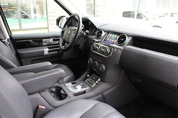 Land Rover Discovery 4 5 of 30