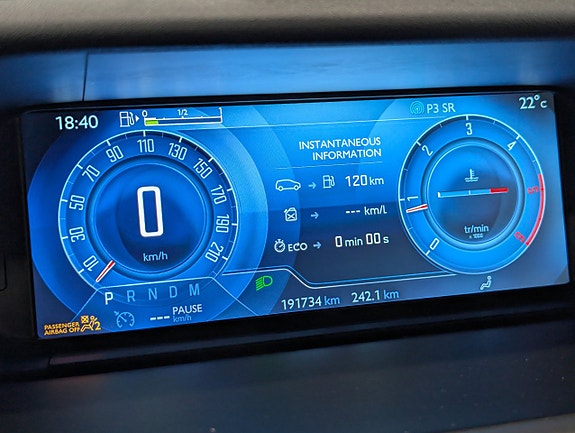 Citroen Grand C4 Picasso 19 of 24