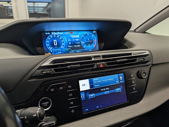 Citroen Grand C4 Picasso 18 of 24