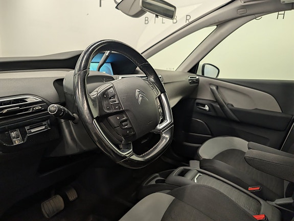Citroen Grand C4 Picasso 17 of 24
