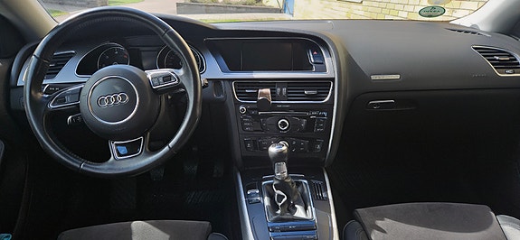 Audi A5 7 of 12