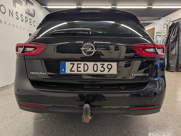 Opel Insignia 24 of 30