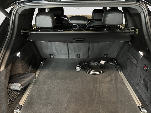 Porsche Cayenne 20 of 23