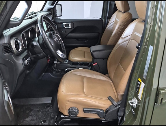 Jeep Gladiator 5 of 12