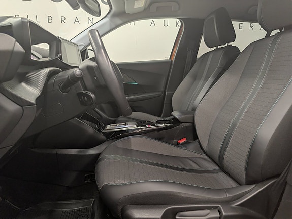 Peugeot 2008 6 of 30
