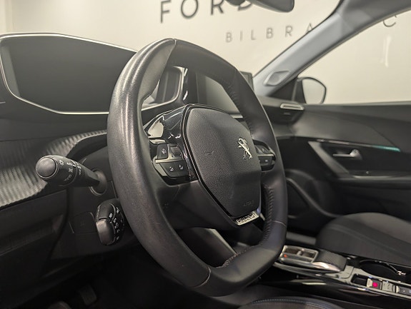 Peugeot 2008 11 of 30
