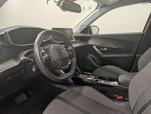 Peugeot 2008 7 of 30