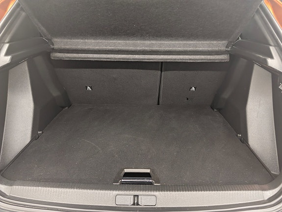 Peugeot 2008 26 of 30