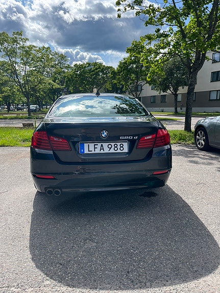 BMW 520d 3 of 8