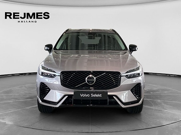 Volvo XC60 9 of 16