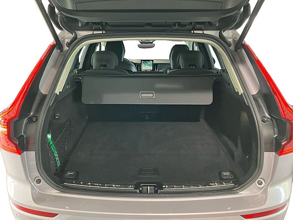 Volvo XC60 14 of 16