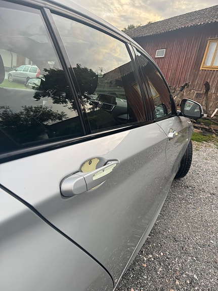 BMW 118d 9 of 18