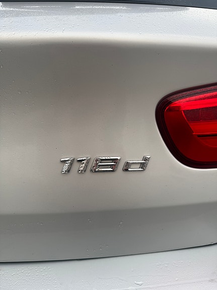 BMW 118d 10 of 18