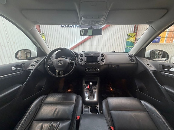 Volkswagen Tiguan 12 of 20