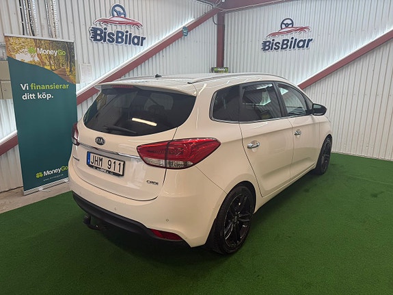Kia Carens 5 of 16