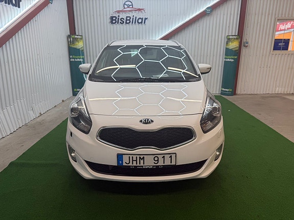 Kia Carens 2 of 16