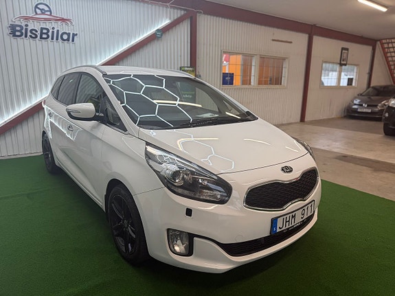 Kia Carens 3 of 16