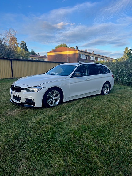 BMW 320d 2 of 8