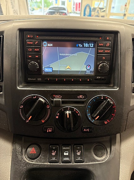Nissan NV200 11 of 12