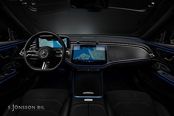 Mercedes-Benz E220 d 23 of 25