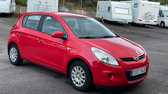 Hyundai i20 4 of 16