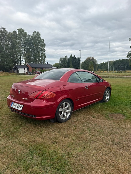 Peugeot 307 CC 4 of 11