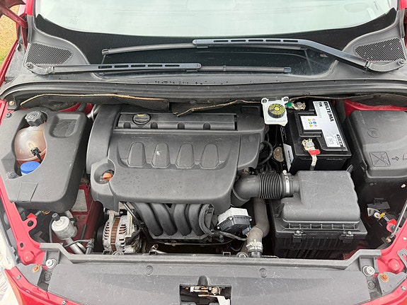 Peugeot 307 CC 6 of 11