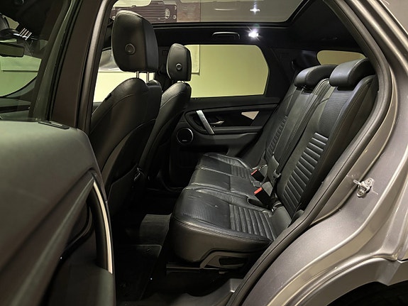 Land Rover Discovery Sport 26 of 30
