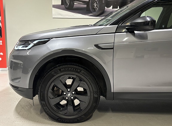 Land Rover Discovery Sport 9 of 30