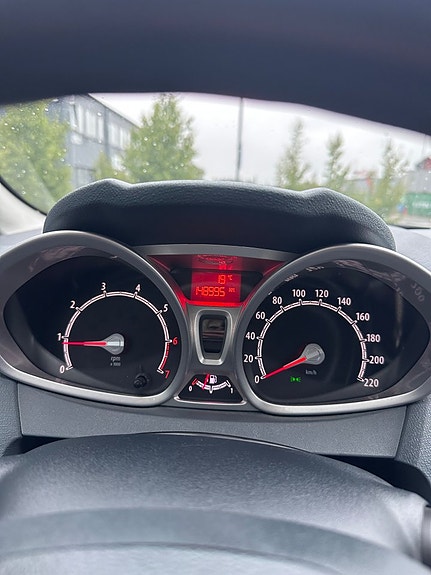 Ford Fiesta 12 of 15